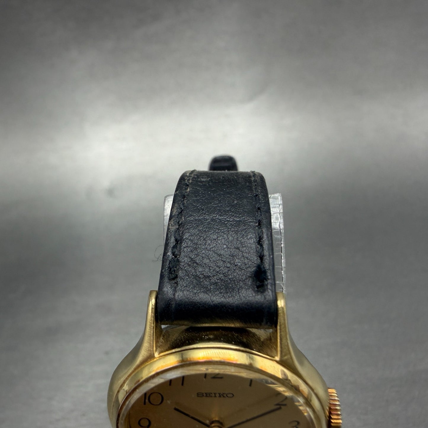Seiko Socie Watch Women 26mm Champagne Dial Gold Tone Manual Round 11-8220 Runs4