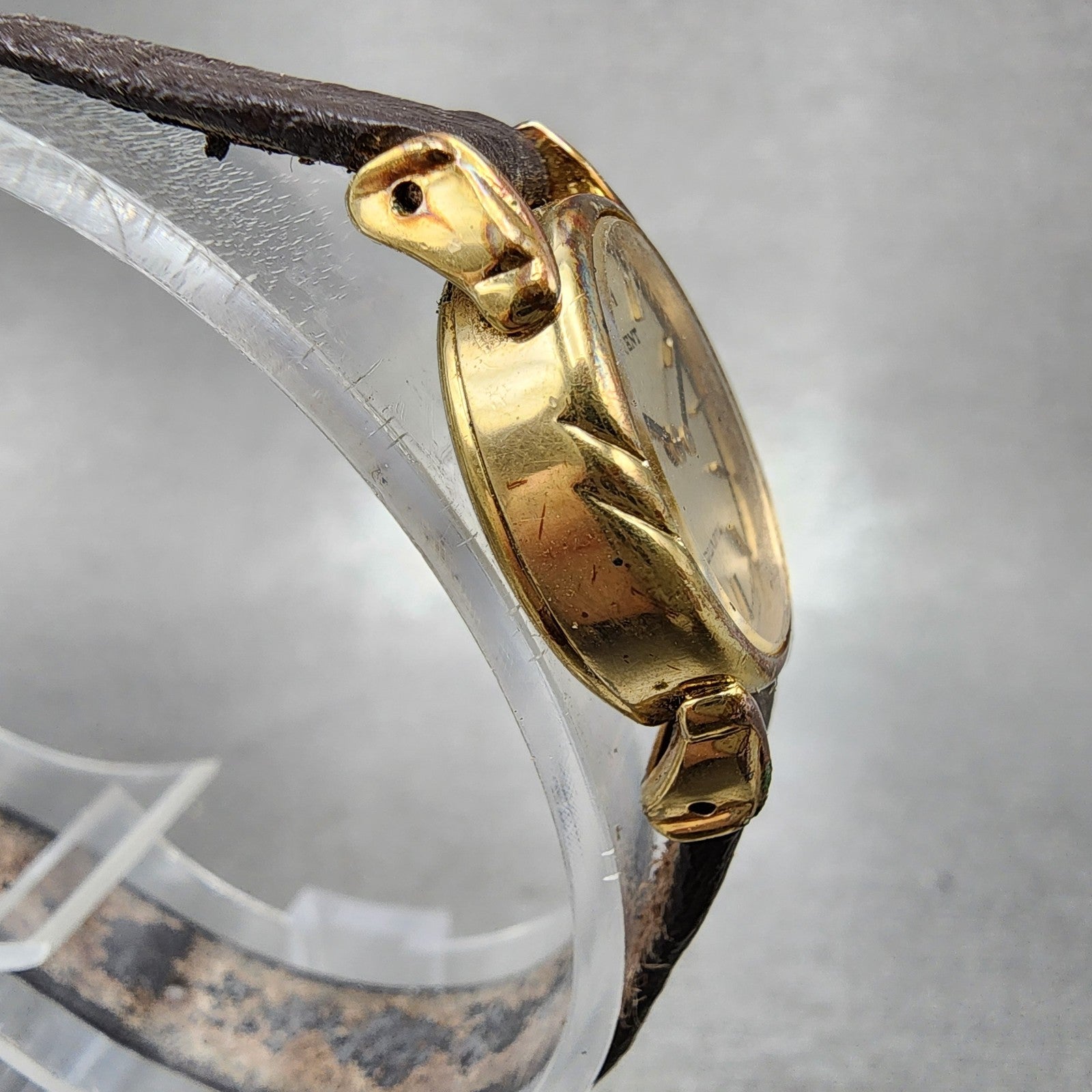 Orient Watch Women 18mm Gold Dial Gold Plated Oval  New Battery Vintage3
