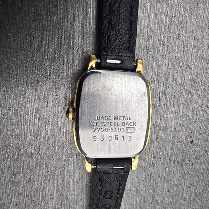 Seiko Watch Women 17mm Gold Dial Gold Tone Rectangle 2Y00-5A09 New Battery VTG10