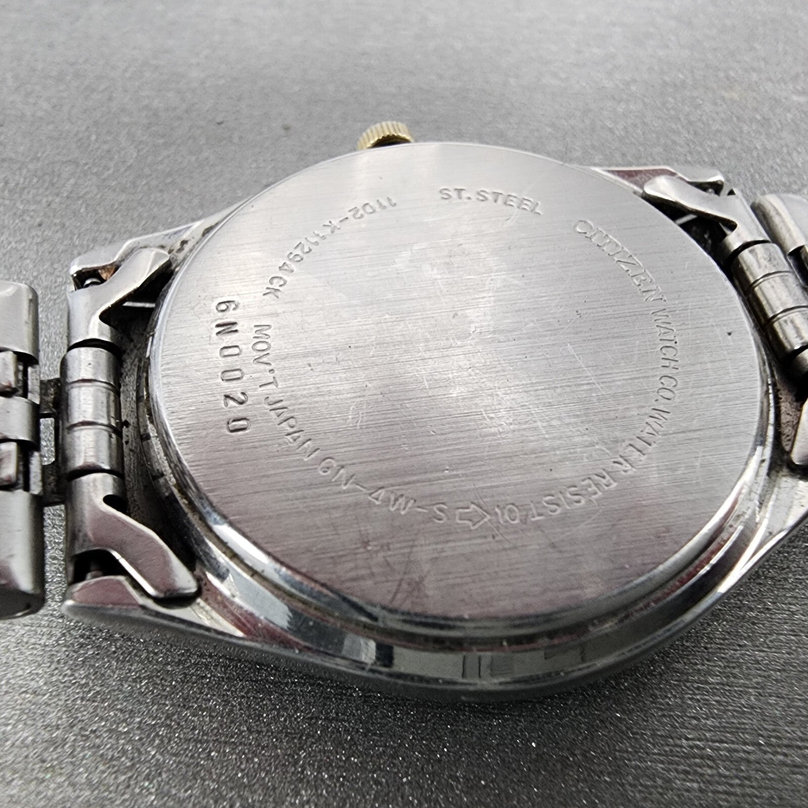VTG Citizen CQ Watch Men 35mm Gray Dial Two Tone Daydate Round New Battery9