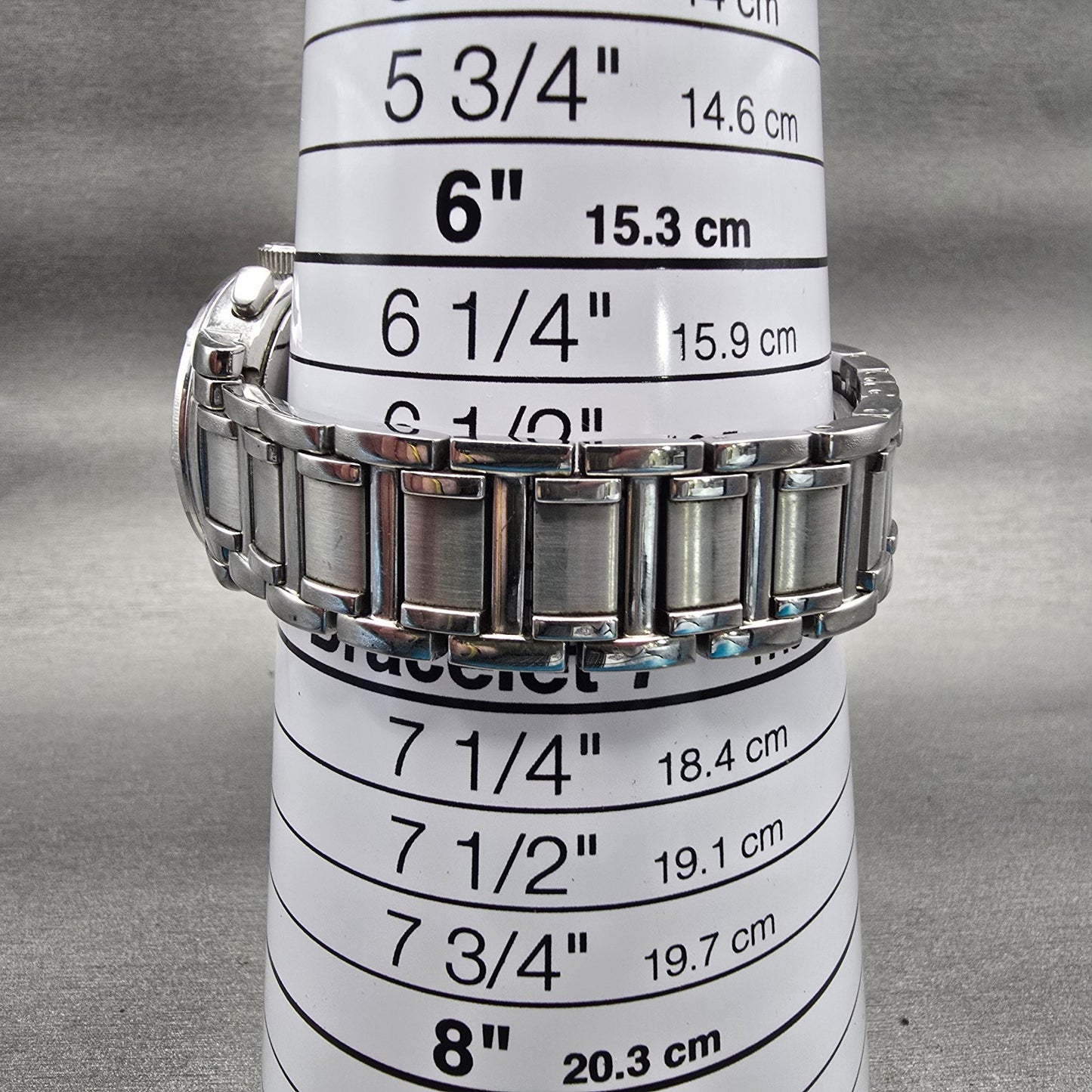 Bulova Chronograph Watch Women 30mm Silver Dial Silver Date 96R19 New Battery9