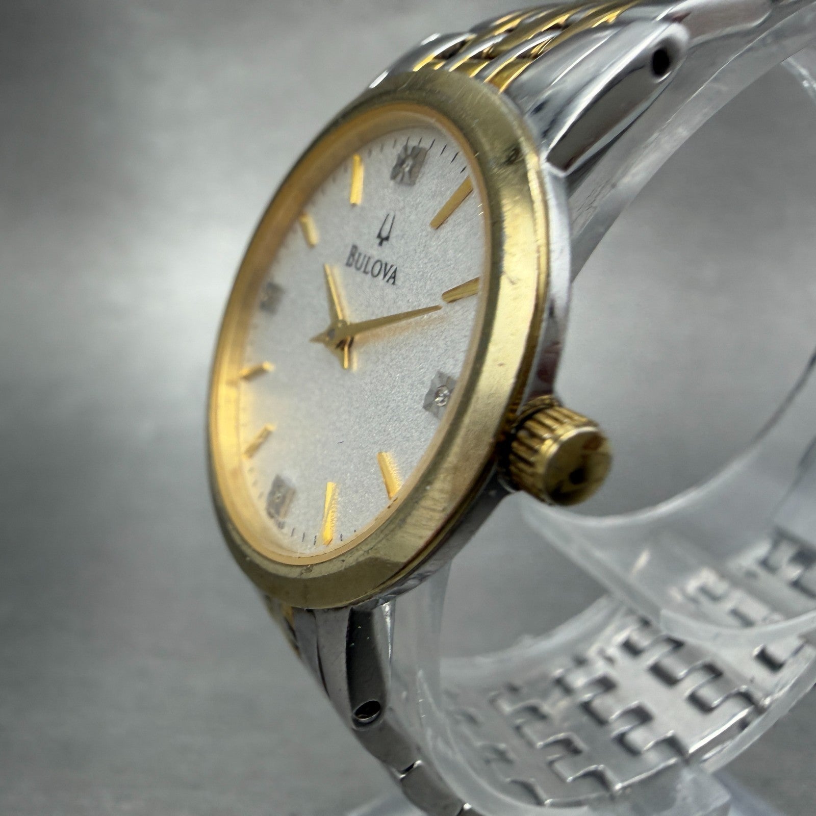 Bulova Watch Women 27mm Silver Dial Two Tone Round 98P115 New Battery Diamond2