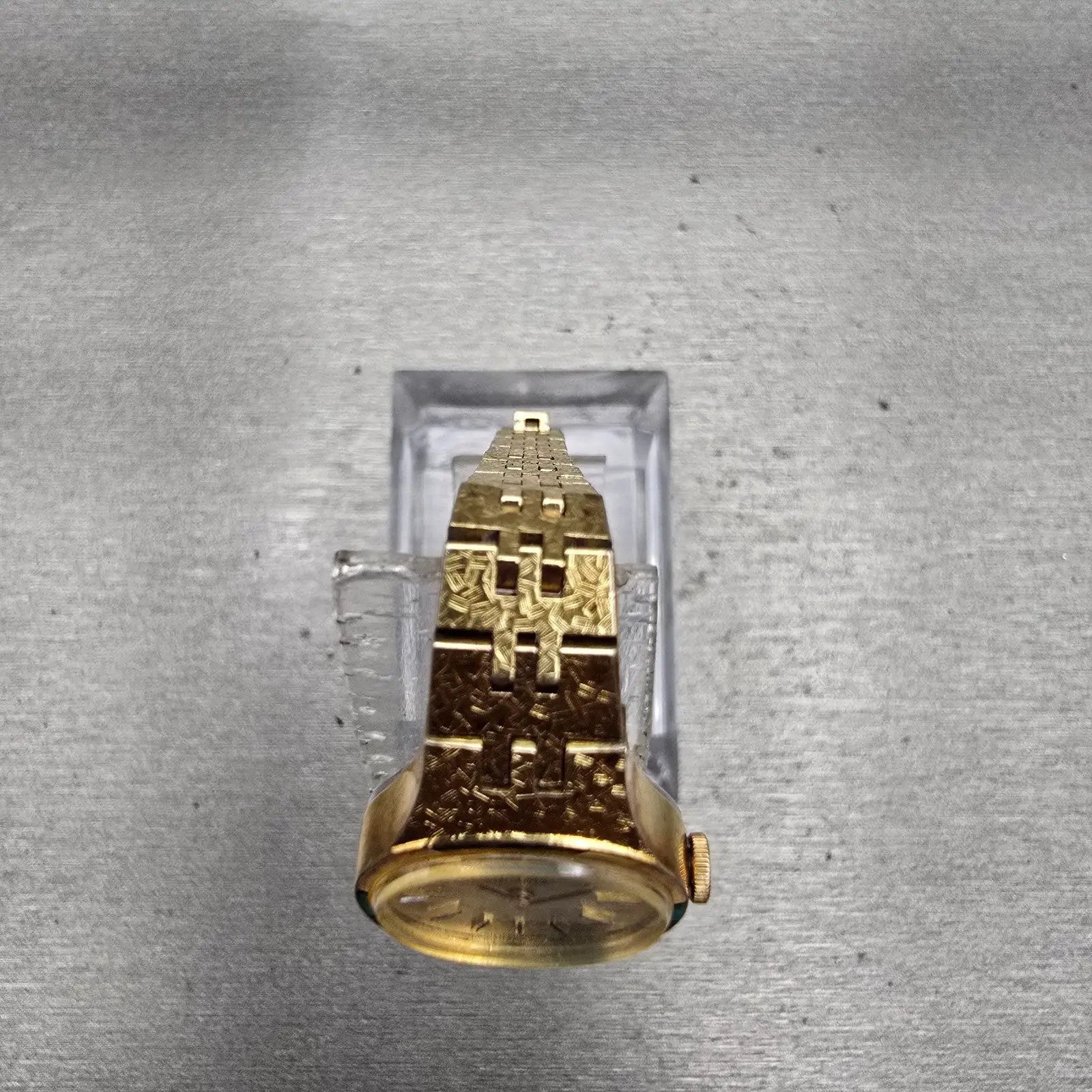 Seiko Watch Women 17mm Gold Dial Gold Tone Oval 1400-7389 New Battery Vintage4