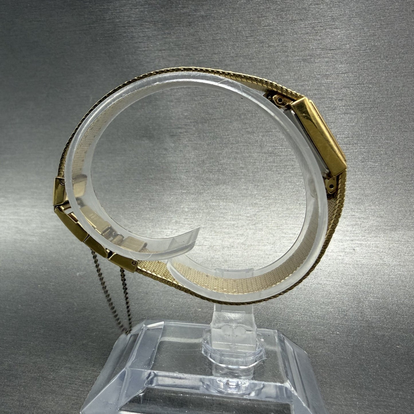 Seiko Tank Watch Women 14mm Gold Dial Gold Tone Rectangle 1F20-5A59 New Battery8