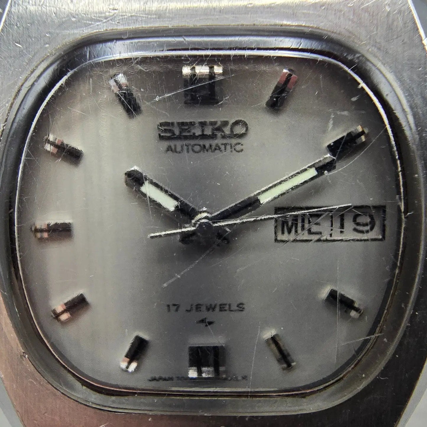 Seiko Automatic Watch Men 38mm Silver Dial Silver Tone Daydate 7009-5019 Runs1
