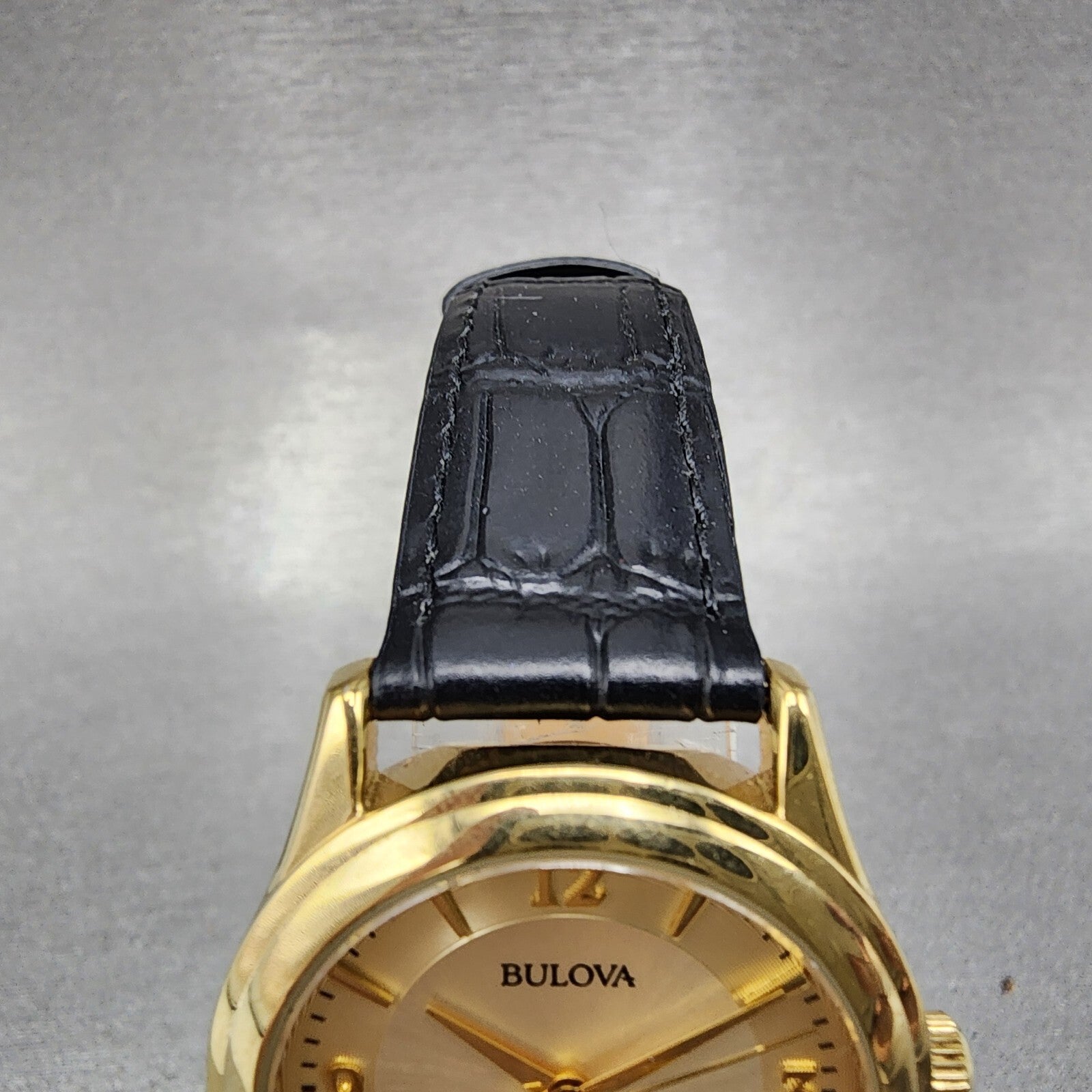 Bulova Watch Women 30mm Champagne Dial Gold Tone 97V25 New Battery4