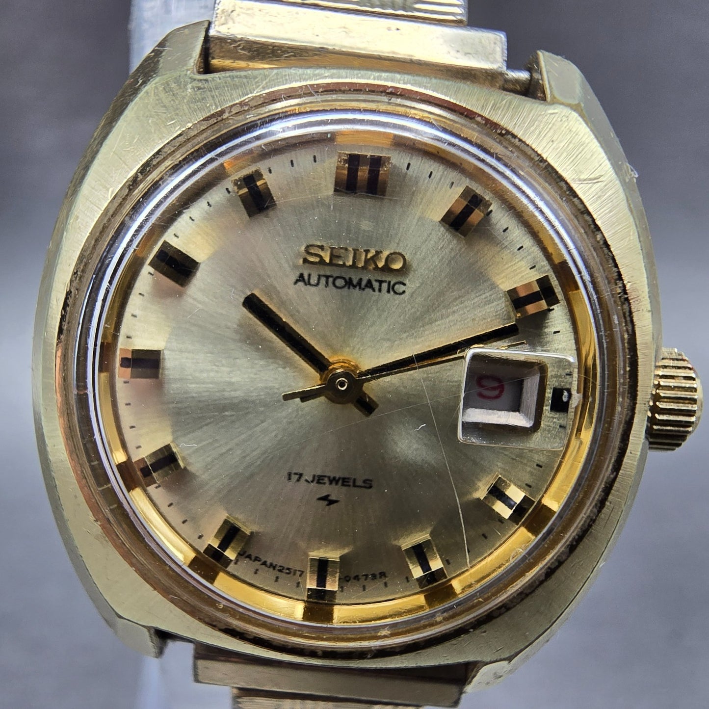 Seiko Automatic Watch Women 25mm Gold Dial Gold Tone Date 2517-0369 Runs1