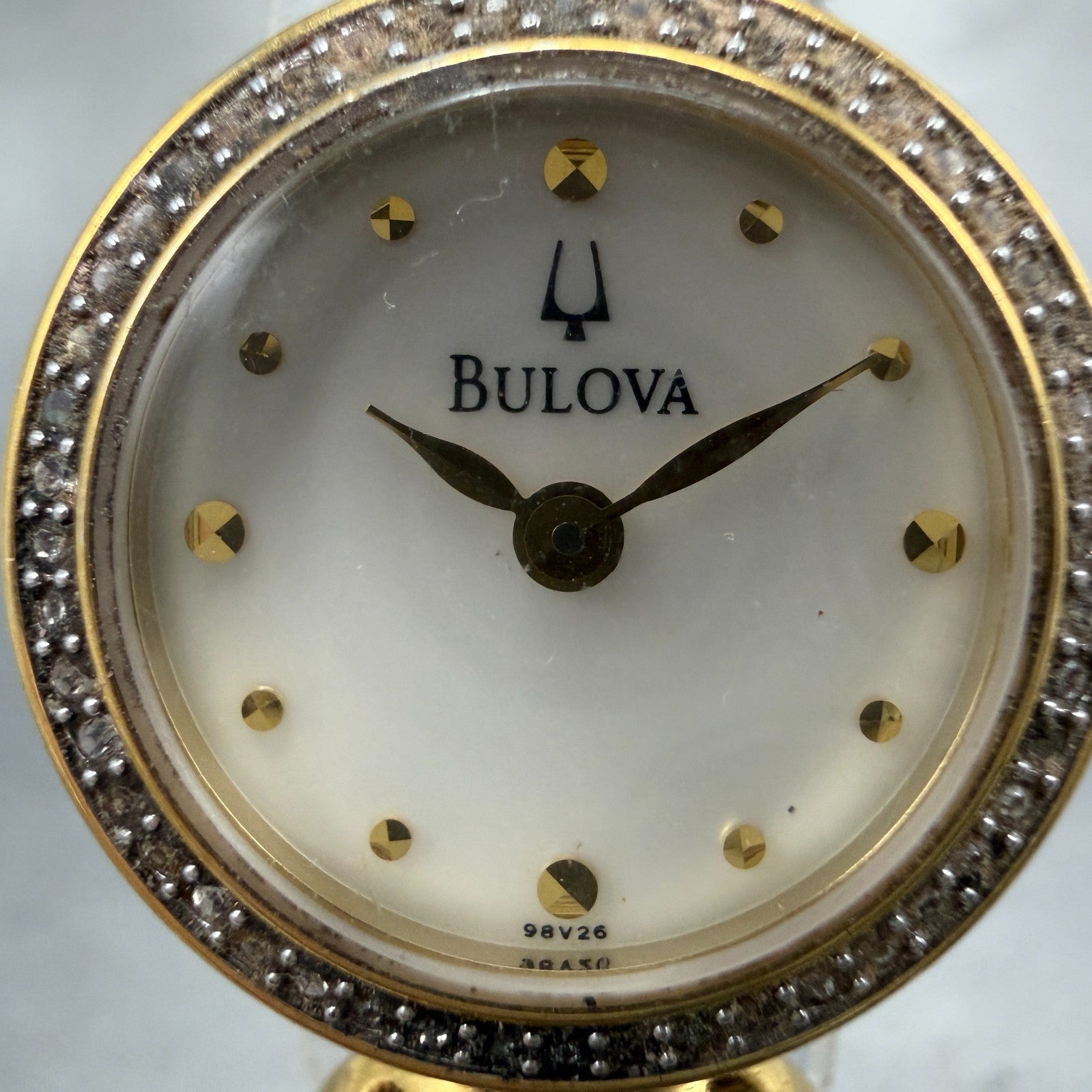 Bulova Watch Women 22mm MOP Dial Gold Tone Round 98V26 New Battery Vintage1