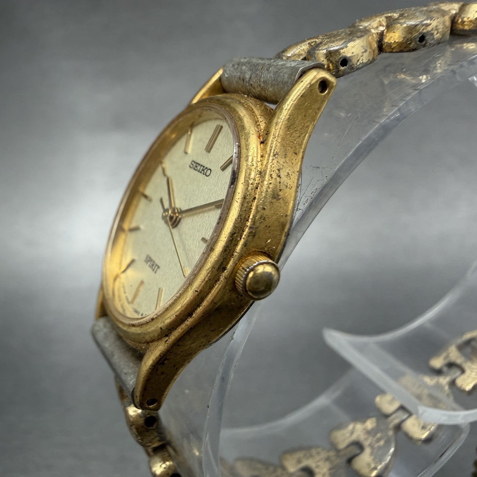 Seiko Spirit Watch Women 19mm Champagne Dial Gold Tone Oval 4N21-5200 NewBattery2