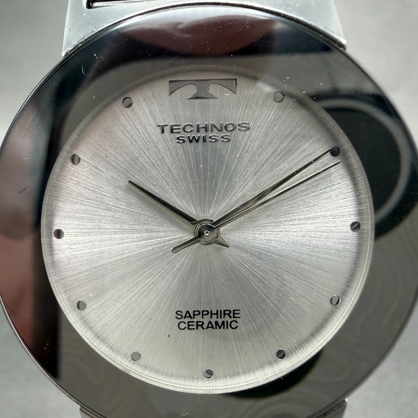 Technos Watch Men 33mm Silver Dial Silver Tone Round TBM674 New Battery1
