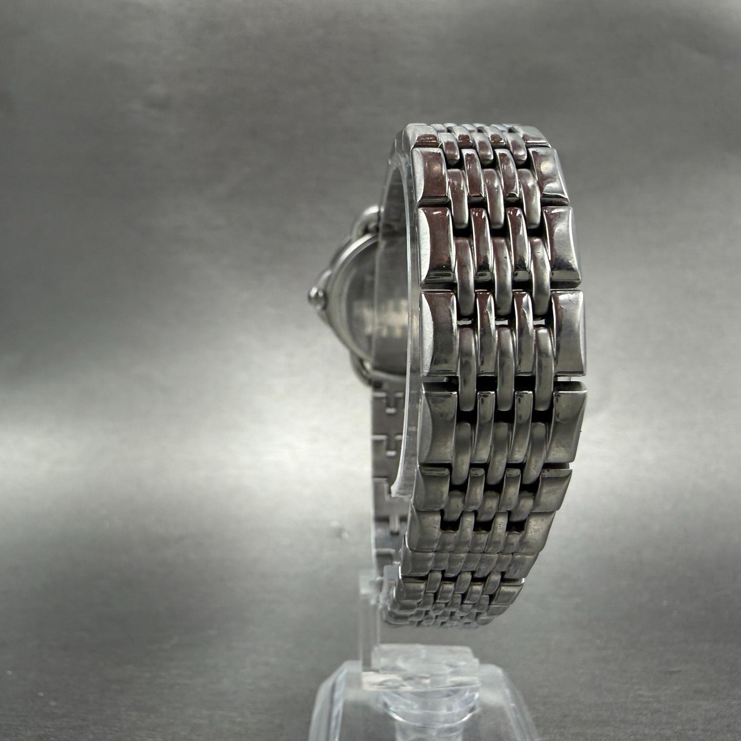 Bulova Watch Women 31mm MOP Dial Silver Tone Round Diamonds 96R146 New Battery7