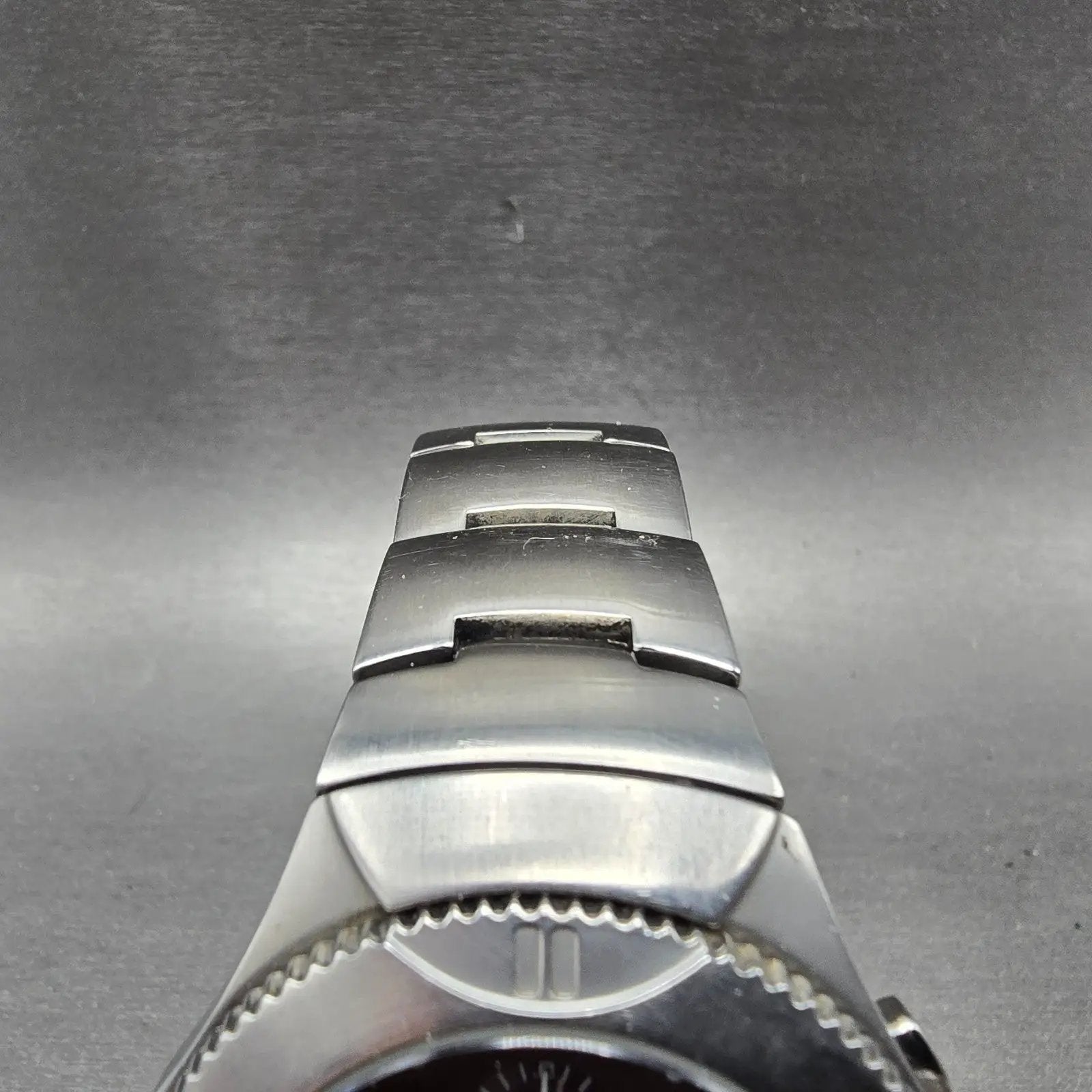 Seiko Chronograph Watch Men 42mm Gray Dial Silver Tone Date 7T92-0AW0 NewBattery5