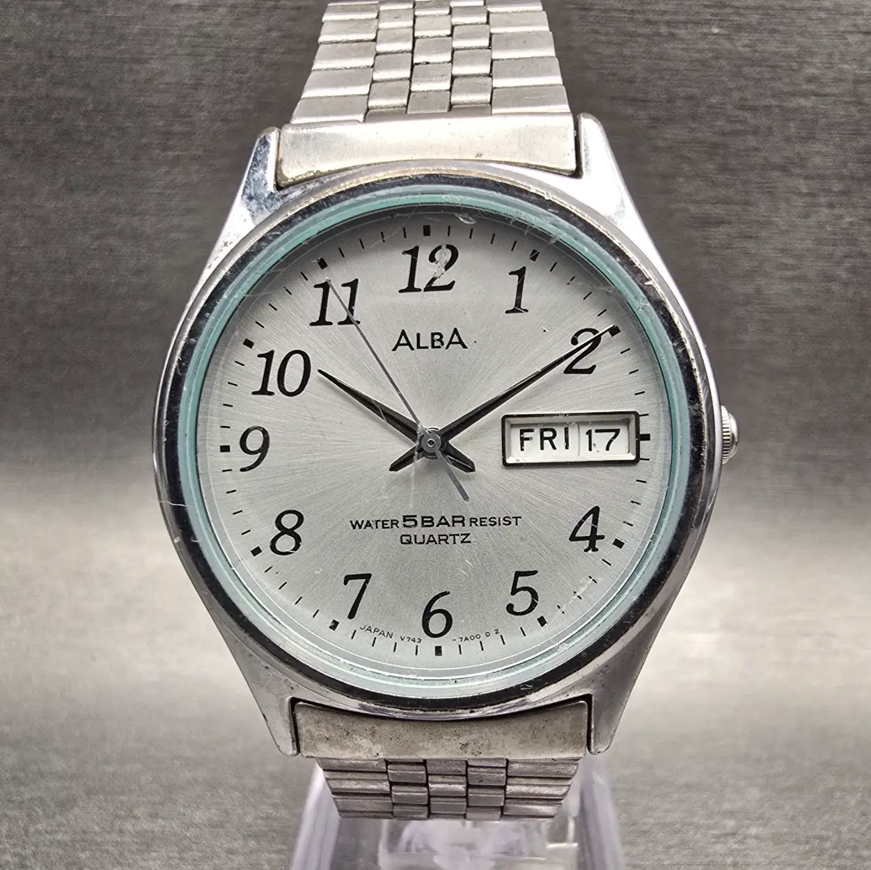 Seiko Alba Watch Men 34mm Silver Dial Silver Tone Daydate Round V743-7A00 NewBat0