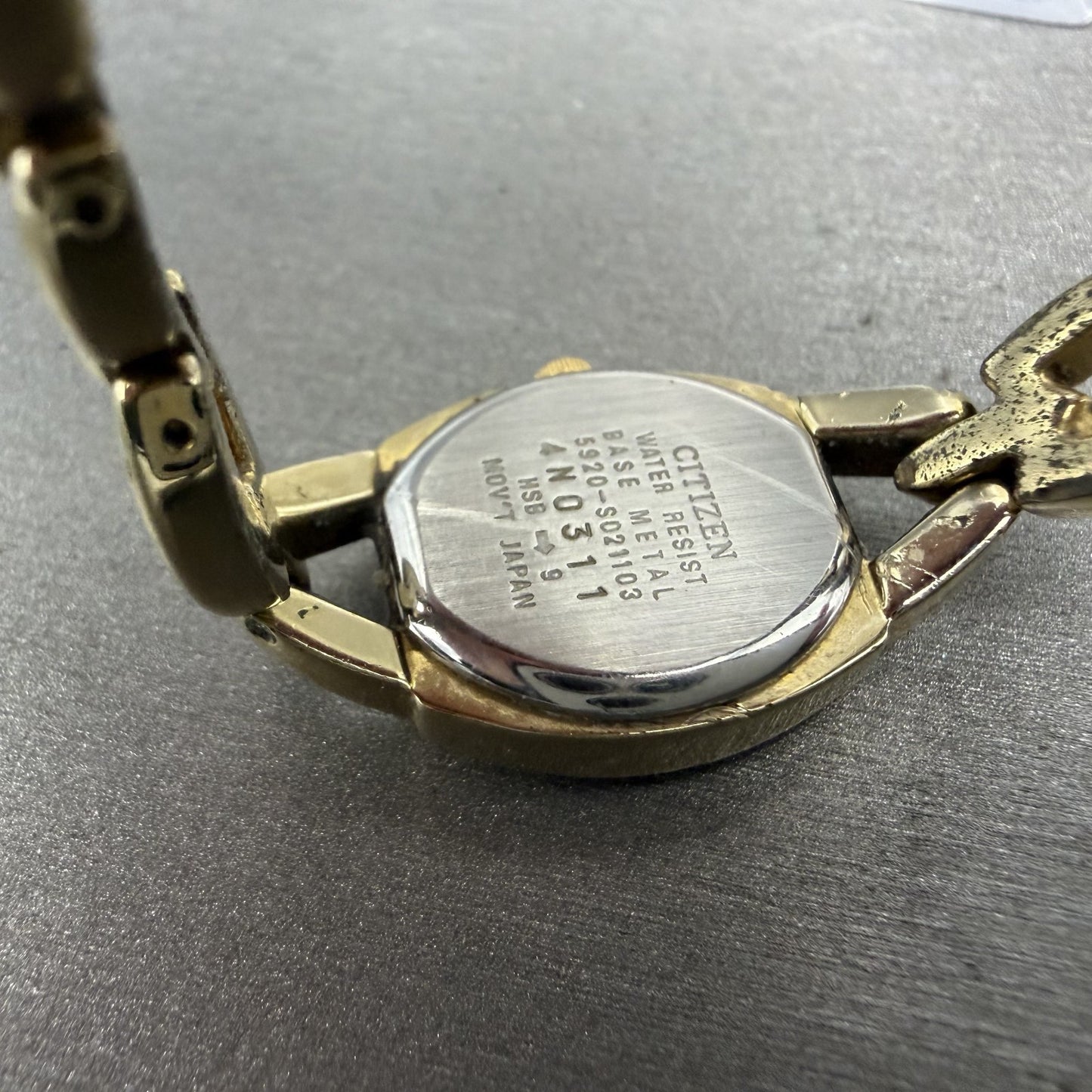 Citizen Watch Women 19mm White Dial Gold Tone Crystals 5920-S021103 New Battery9