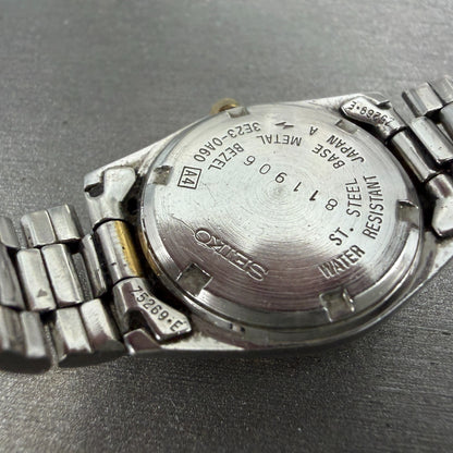 Seiko SQ Watch Women 24mm White Dial Two Tone Daydate Round 3E23-0A60 New Batt9