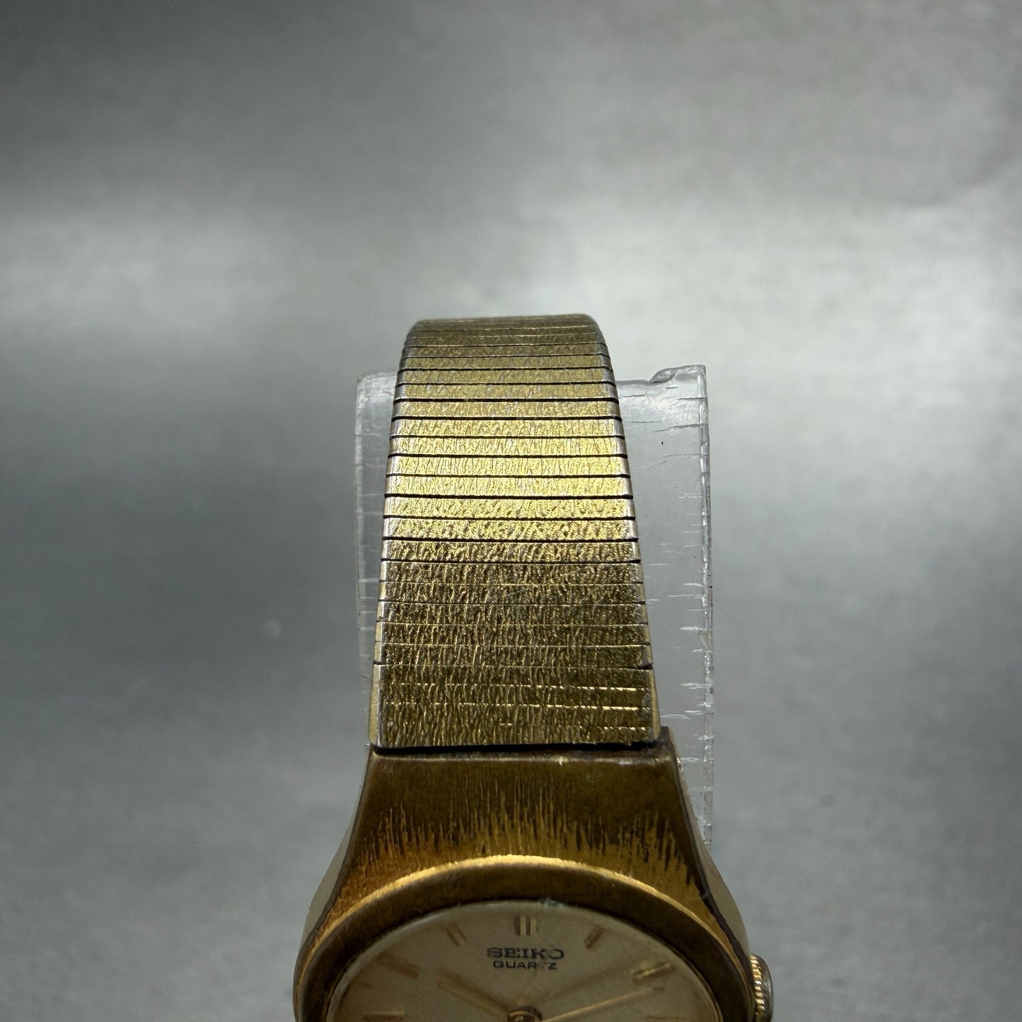 Seiko Watch Women 19mm Champagne Dial Gold Tone Round 4N00-0661 New Battery3