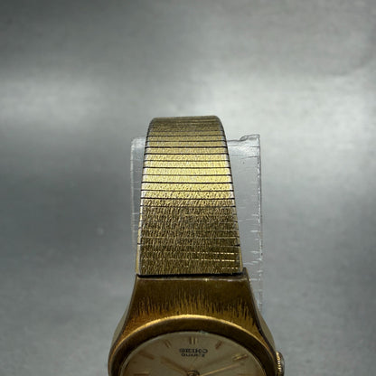 Seiko Watch Women 19mm Champagne Dial Gold Tone Round 4N00-0661 New Battery3