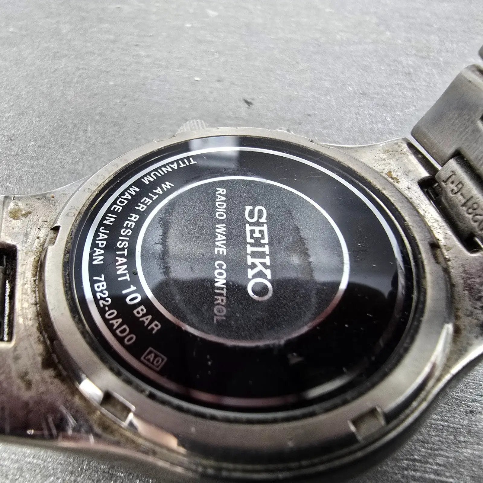 Seiko Solar Atomic Watch Men 38mm Black Dial Titanium Atomic Date 7B22 PARTS!!!!9