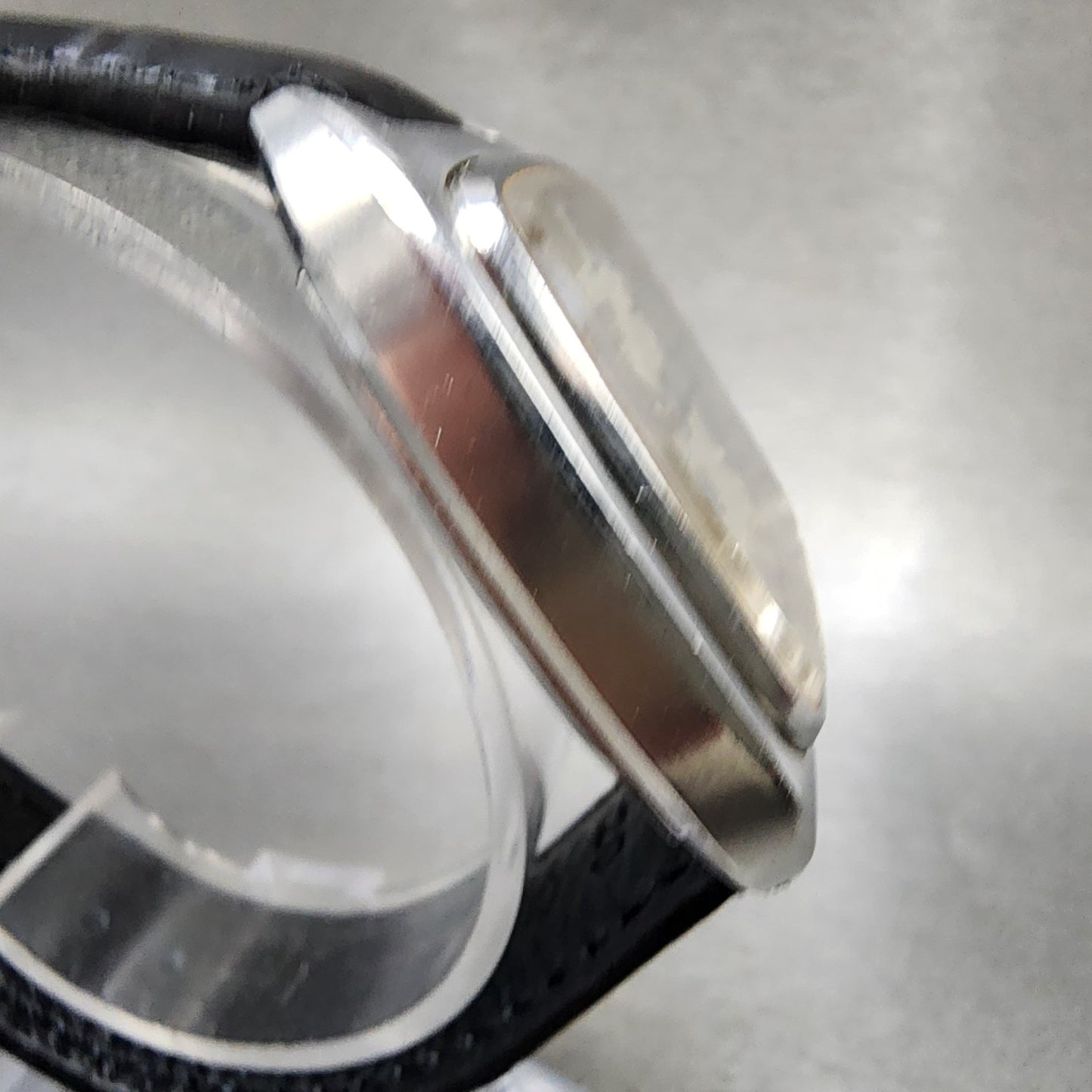 Seiko QZ Watch Men 34mm Silver Dial Silver Tone Daydate 09235000 New Battery3