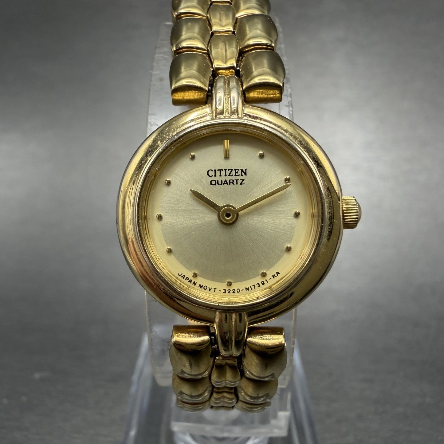 Citizen CQ Watch Women 20mm Champagne Dial Gold Tone Round 3220-S38192 New Batt0