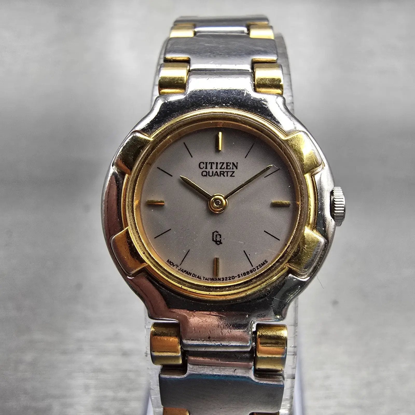 Citizen CQ Watch Women 20mm Gray Dial Two Tone Round 3220-S05154 New Battery0