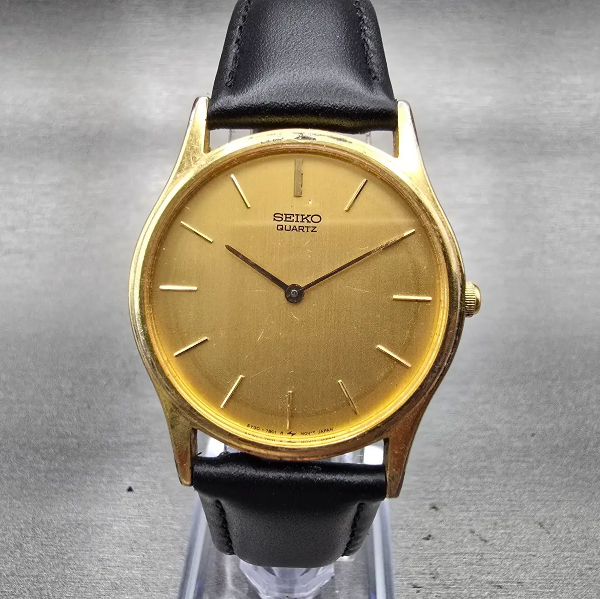 Seiko Watch Men 32mm Gold Dial Gold Tone Round 5Y30-7A71 New Battery Vintage0