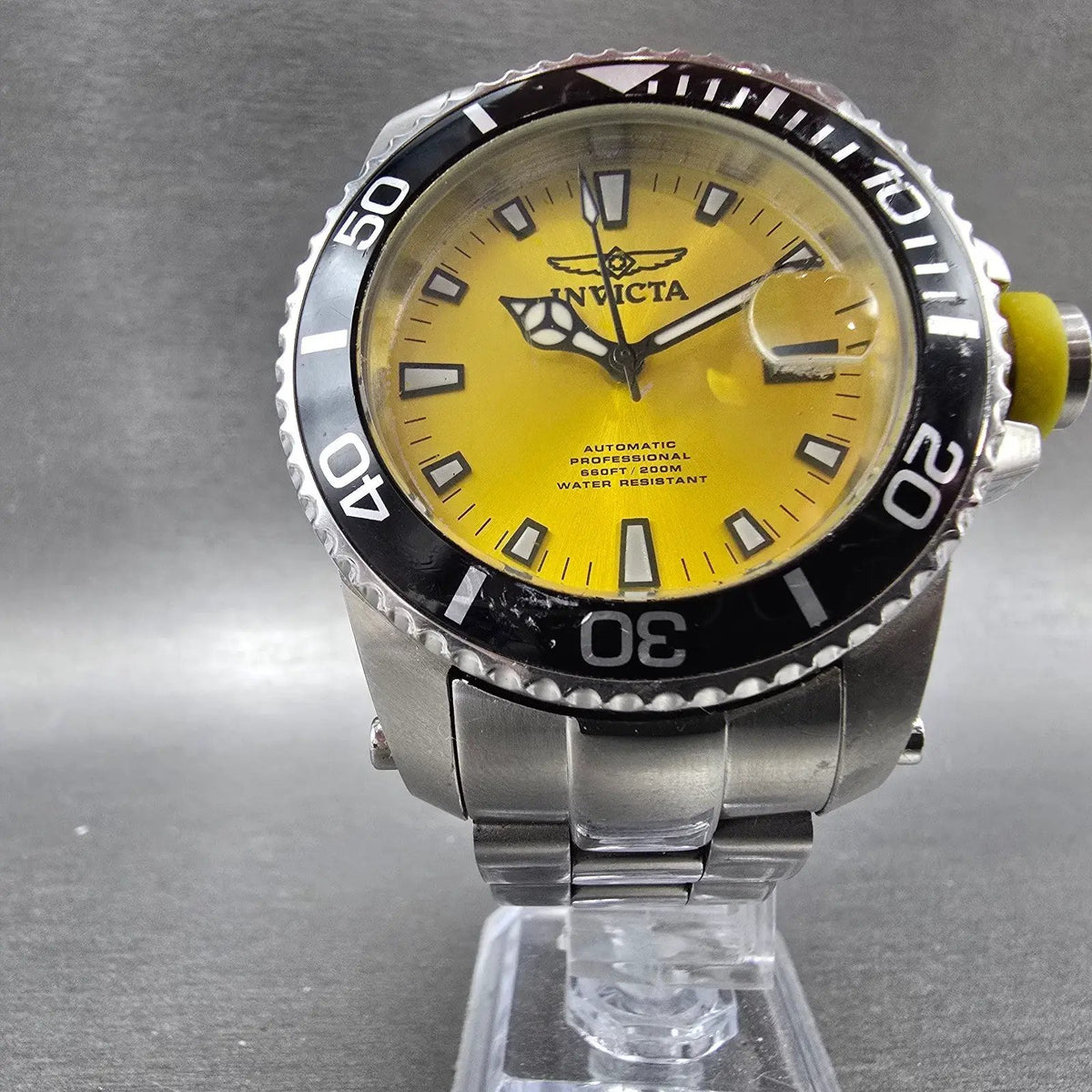 Invicta Pro Diver automatic Watch Men 43mm Yellow Dial Silver Date Round 112115