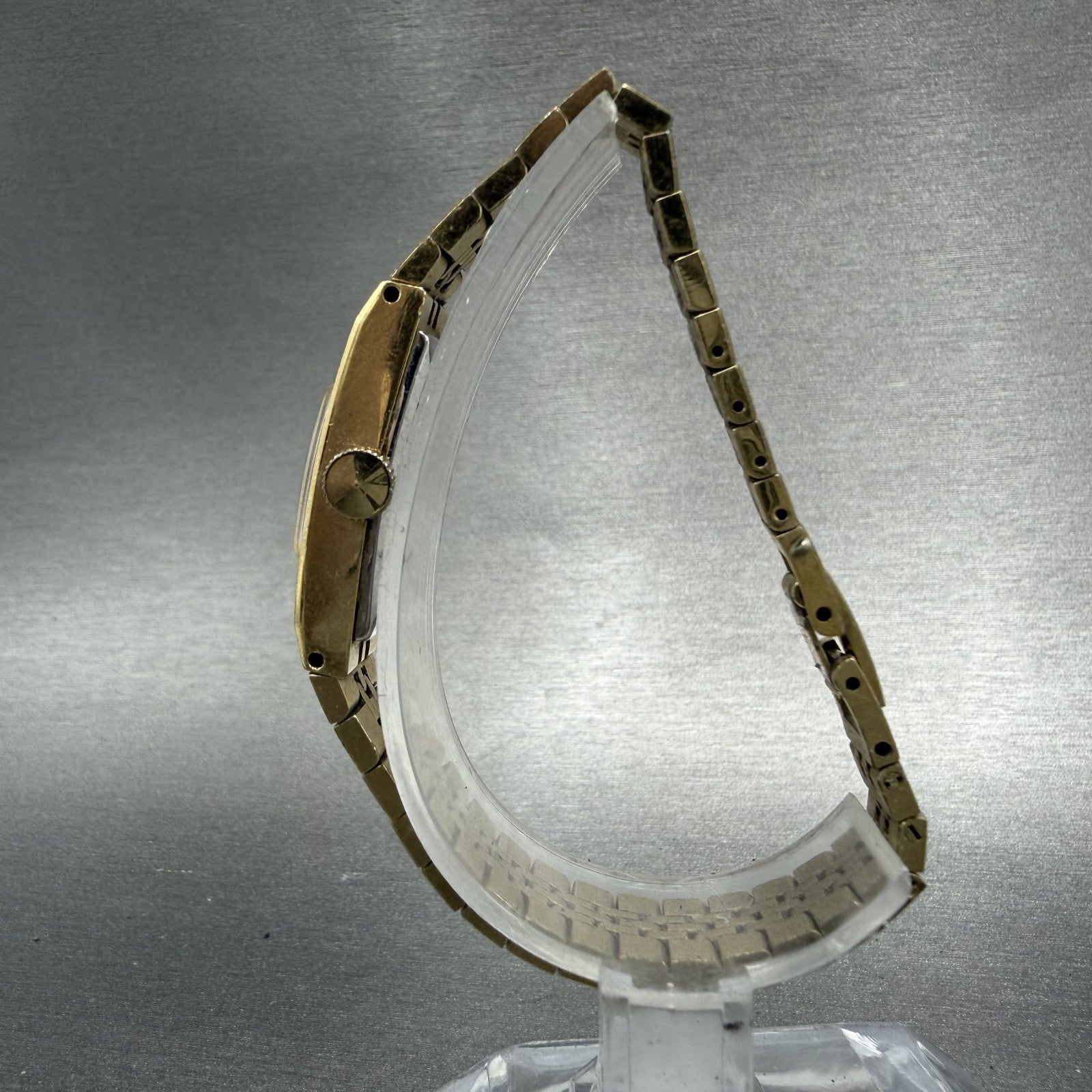 Seiko Tank Watch Women 12mm Champagne Dial Gold Tone Rectangle Manual Wind Runs6