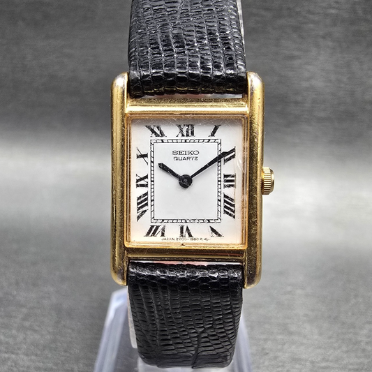 Seiko Tank Watch Women 18mm White Dial Gold Tone Rectangle 2Y00-5470 New Battery0