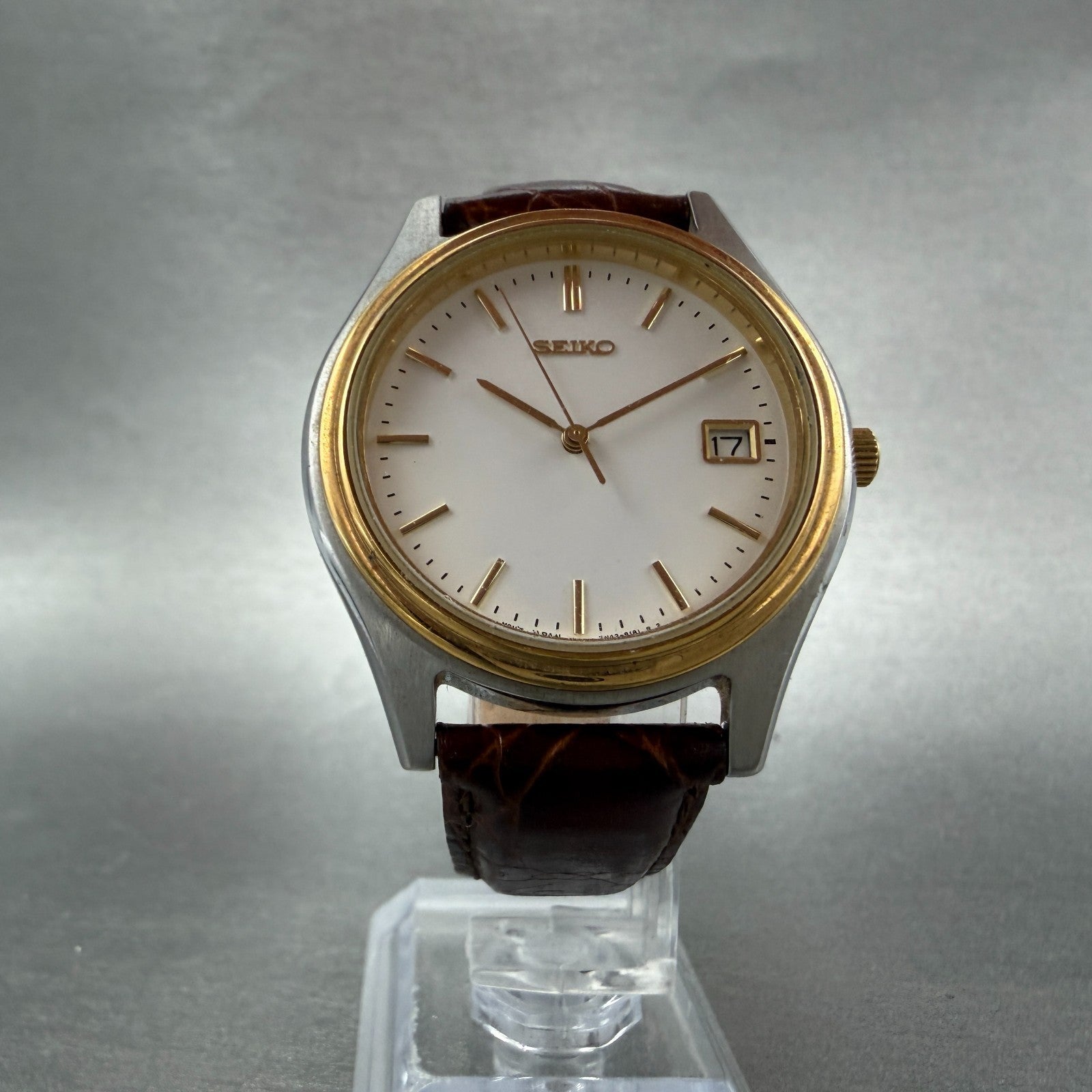 Seiko Watch Men 37mm White Dial Two Tone Date Round 7n42-8089 New Battery5