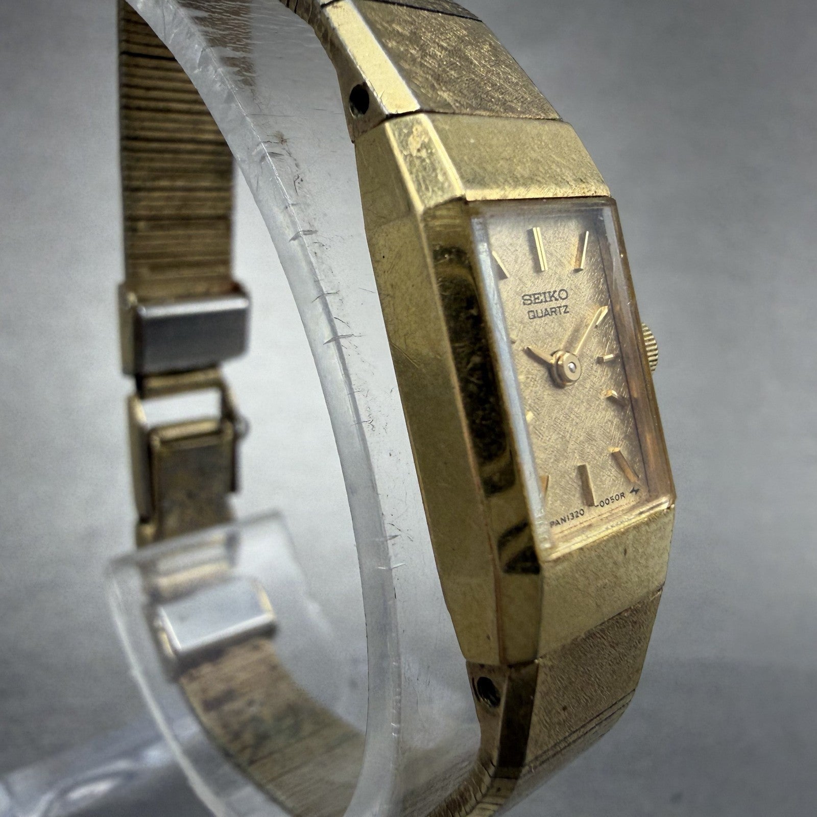 Seiko Watch Women 12mm Gold Dial Gold Tone Rectangle 1320-5049 New Battery VTG3
