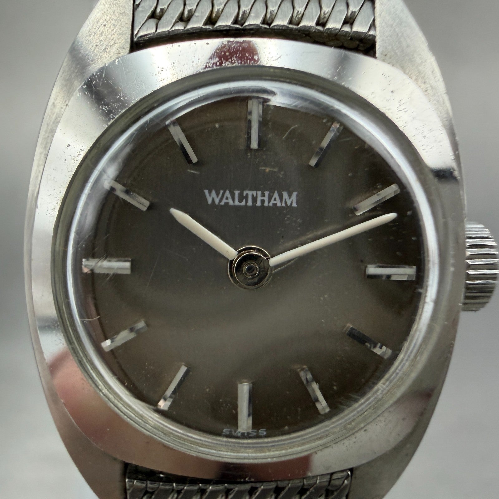 Waltham Watch Women 19mm Gray Dial Steel Manual Wind Mesh Band Round Manual VTG1