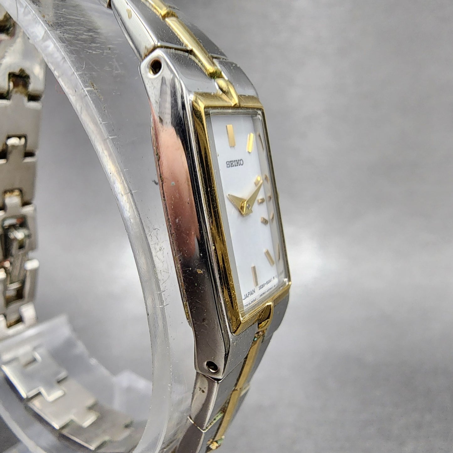 Seiko Tank Watch Women 13mm White Dial two Tone Rectangle 2E200AY0 New Battery3