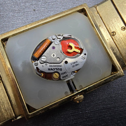 Bulova Tank Watch Men 24mm Black Dial Gold Tone Rectangle Diamond PARTS NO BACK13