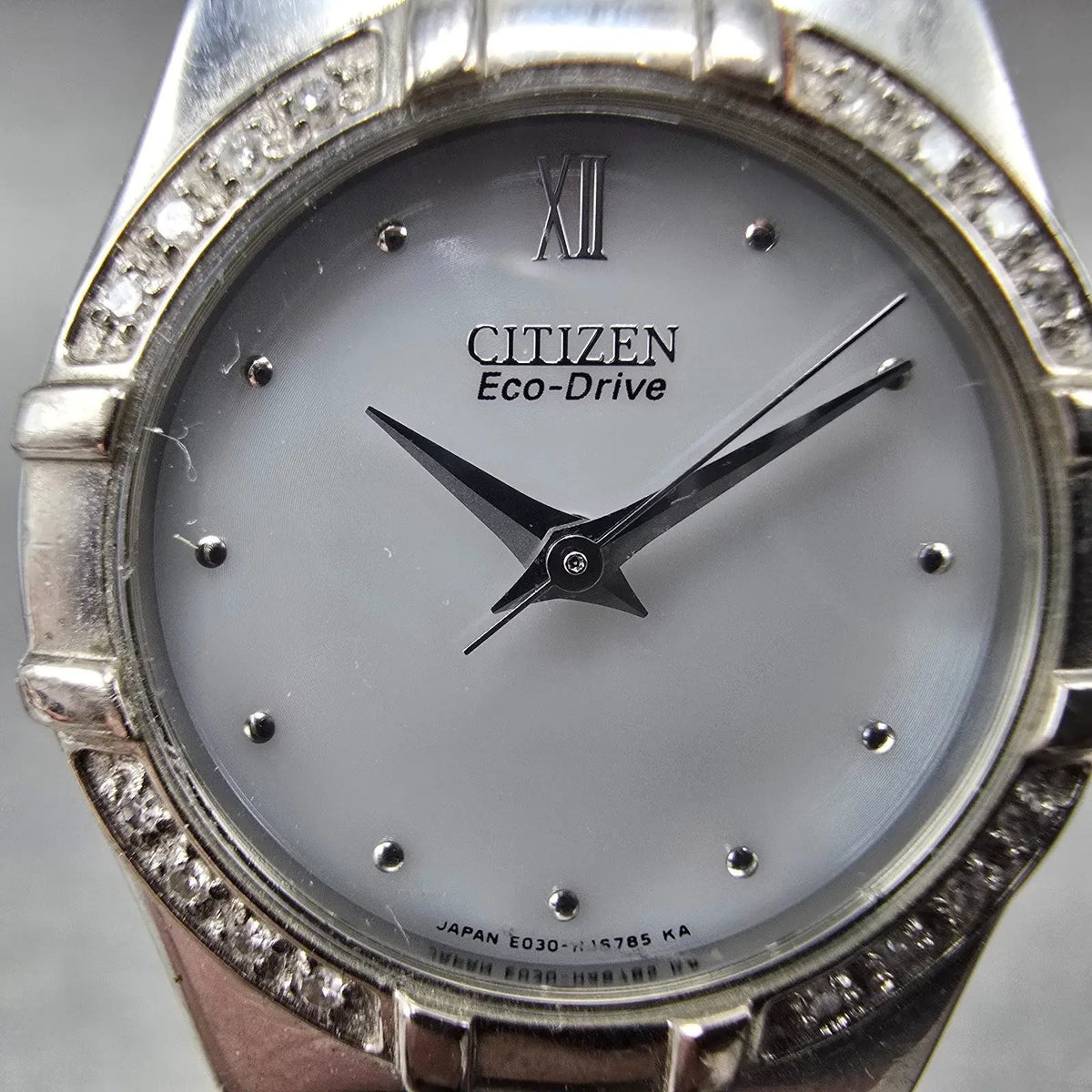 Citizen Eco-Drive Watch Women 26mm Silver Dial Silver Round E030-H26639 Runs1