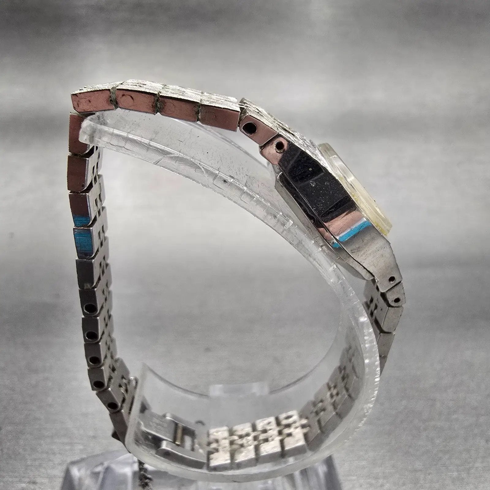Seiko Watch Women 17mm Silver Dial Silver Tone Oval 11-7619 Manual Wind Runs VTG8