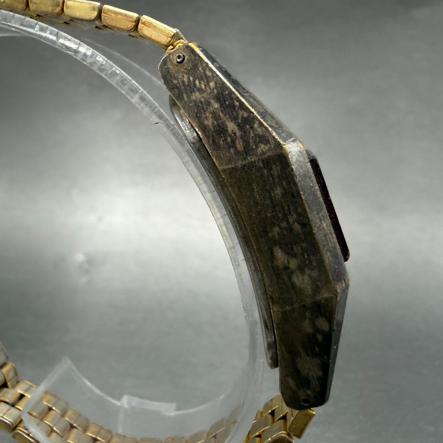 Chrono Sonic 100 RED LED Watch Women 20mm Gold Tone Octagon New Battery VTG3