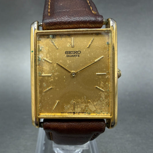 Seiko Tank Watch Men 25mm Champagne Dial Gold Tone Rectangle 5y30-5069 New BattH0