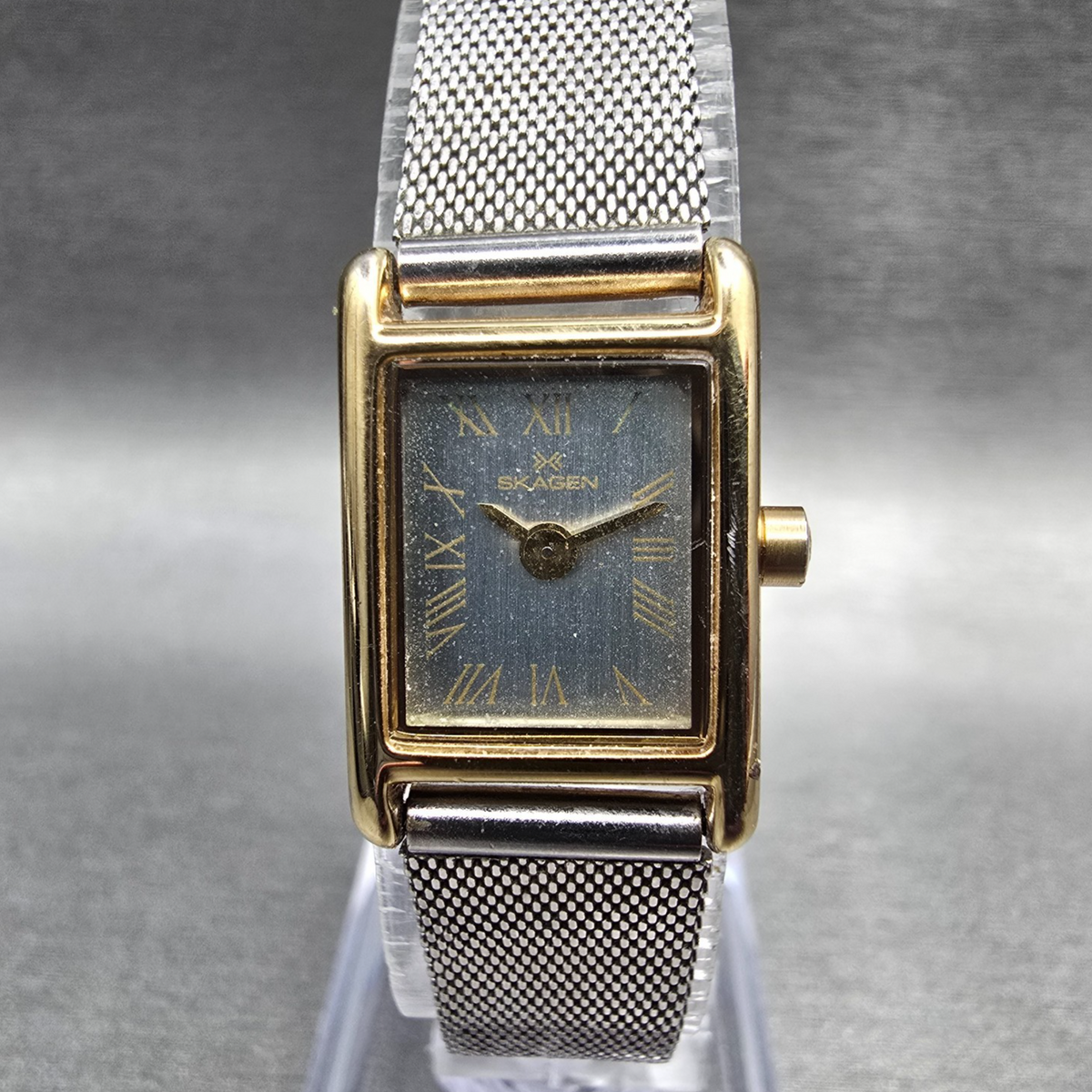 Skagen Watch Women 15mm Silver Dial Gold Tone Rectangle 136SGS New Battery BD0