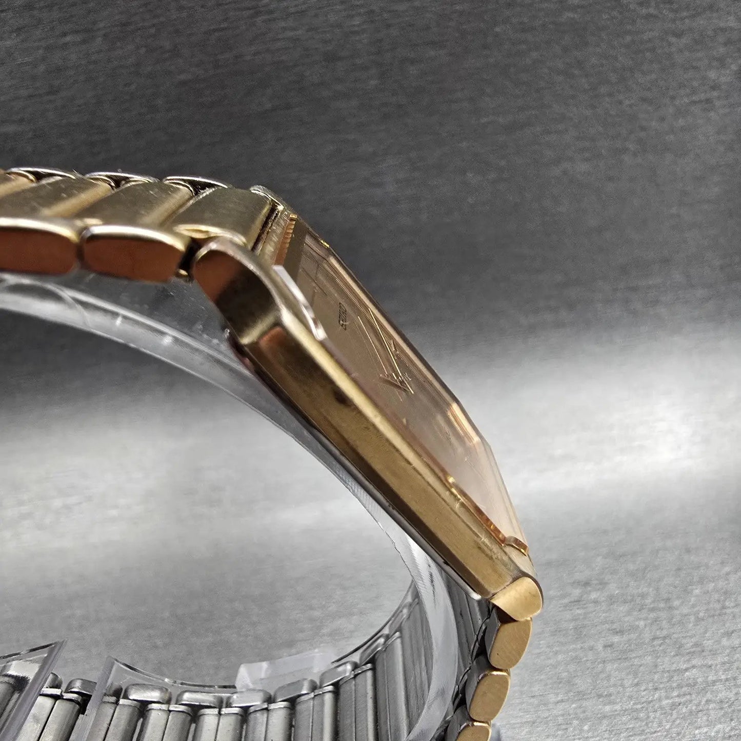 Seiko Arc Tank Watch Men 22mm Gold Dial Gold Tone Rectangle 7320-6460 New Batt3