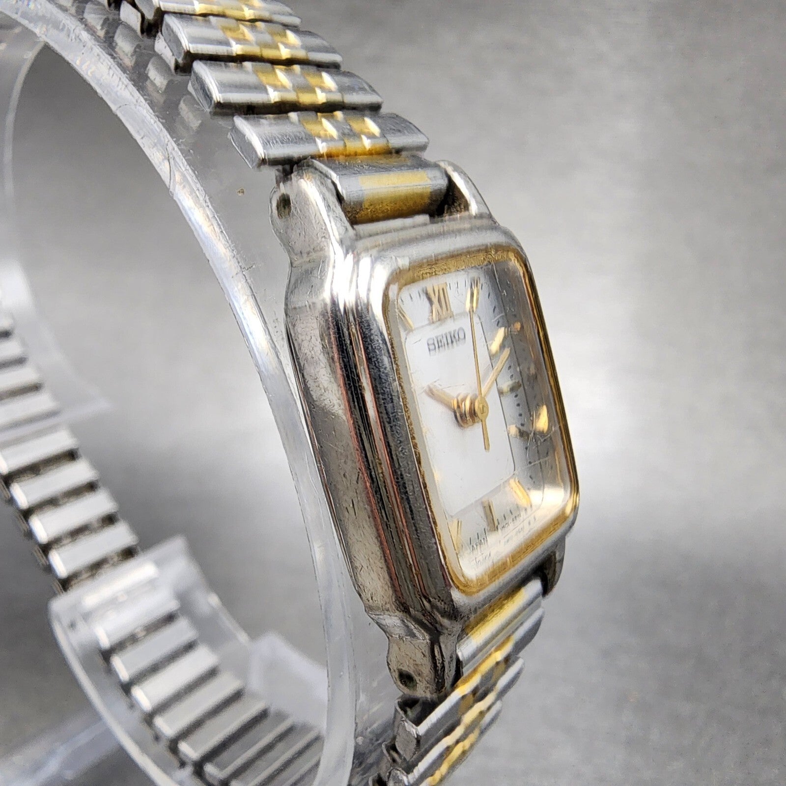 VTG Seiko Tank Watch Women 18mm White Dial Two Tone Rectangle V4015720 New Batt3