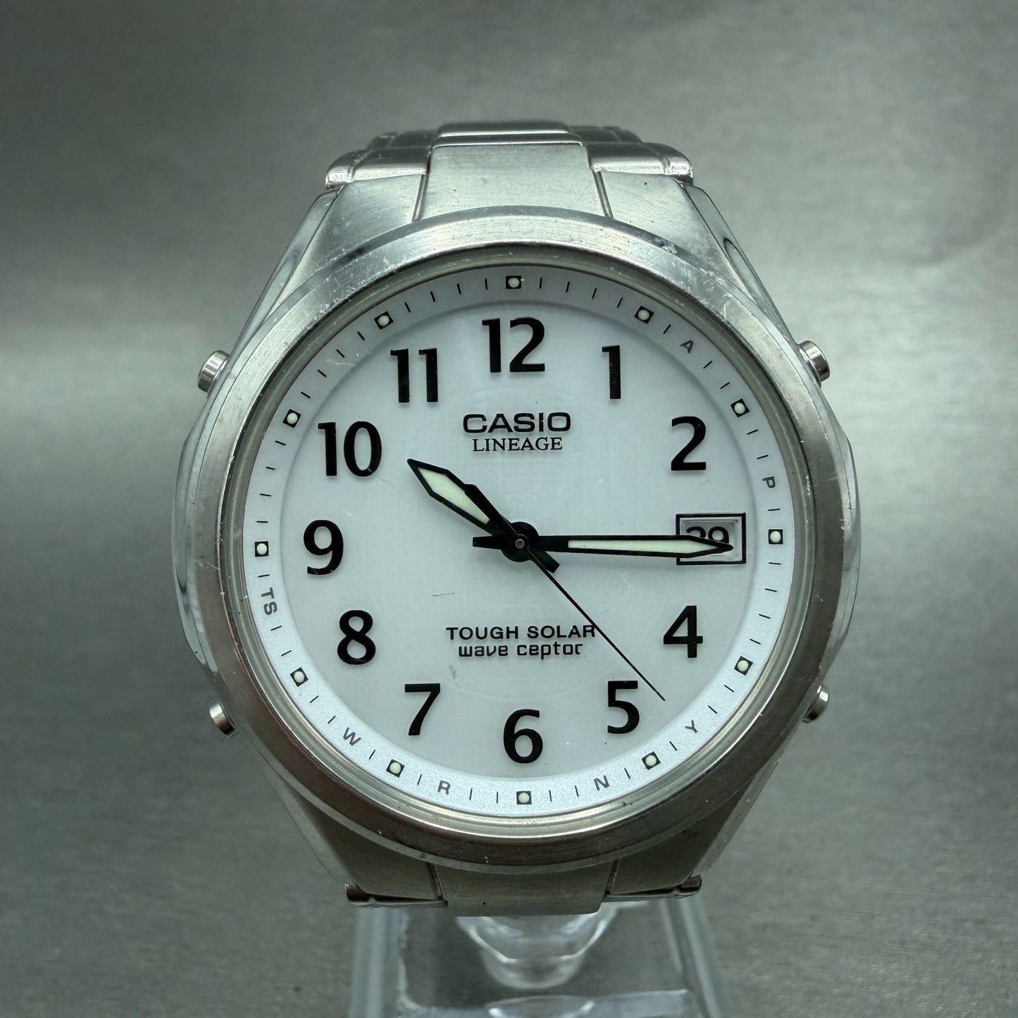 Casio Lineage Watch Men 38mm White Dial Silver Tone Date Solar LIW-120 Runs0