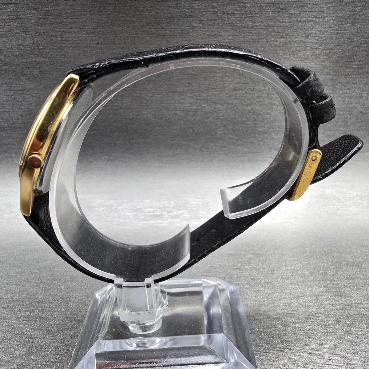 Seiko Watch Men 31mm Black Dial Gold Tone Round 2K01-0011 New Battery Vintage6