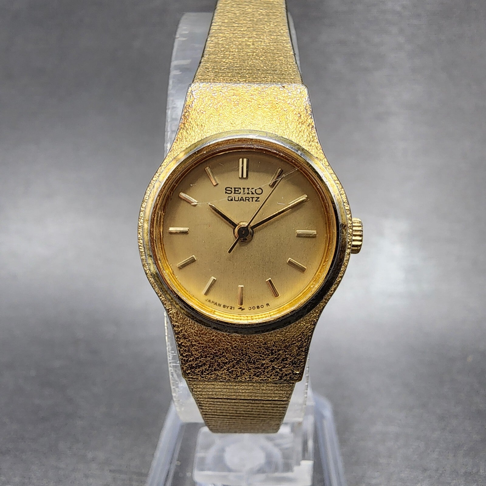 Seiko Watch Women 20mm Gold Dial Gold Tone Round 8Y210200 New Battery0