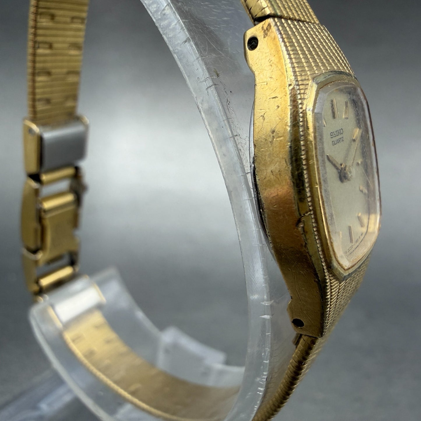 Seiko Watch Women 16mm Champagne Dial Gold Tone Rectangle 2c20-5569 New Battery3