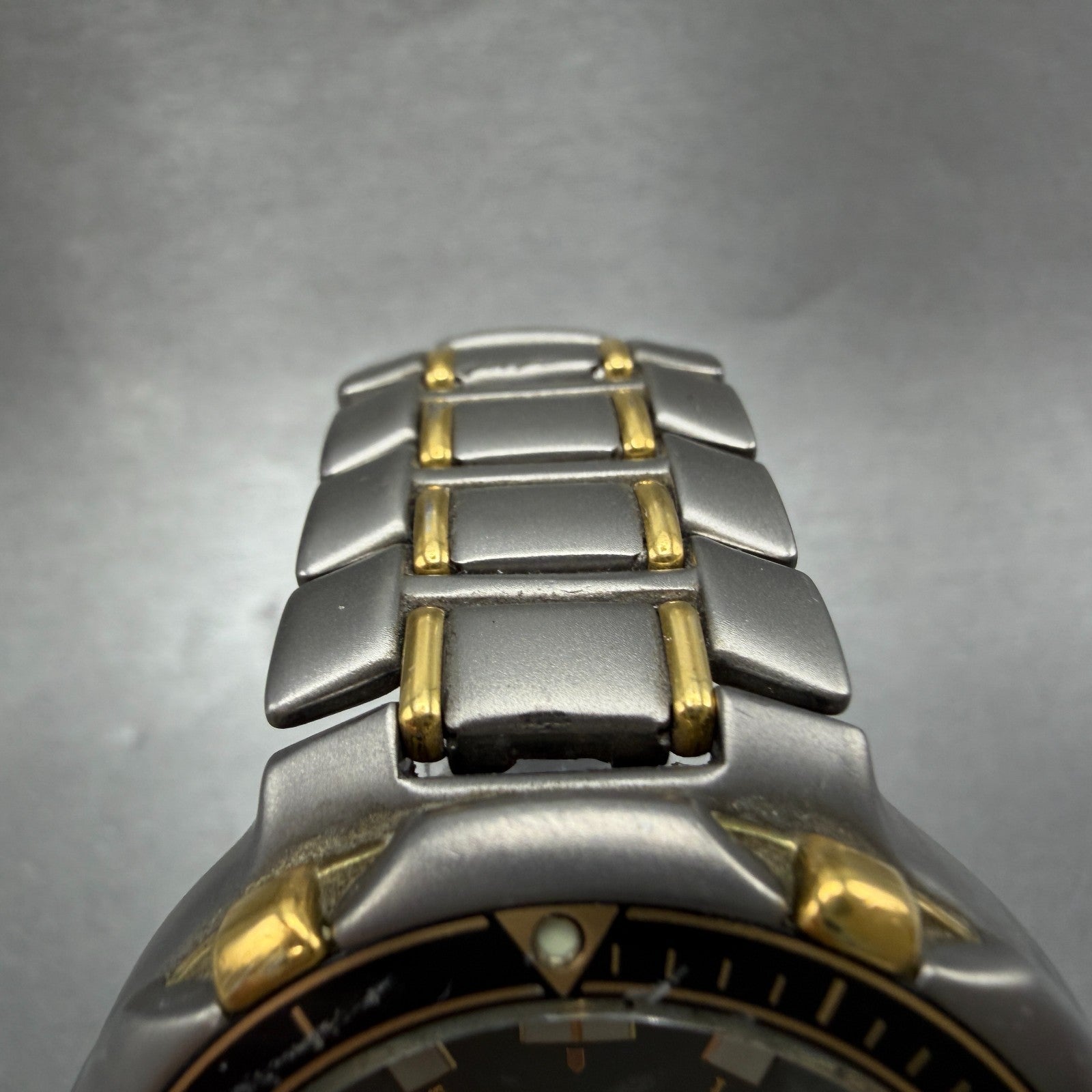 Citizen Dive Watch Men 42mm Gray Dial Two Tone Titanium Daydate 3802 New Battery4