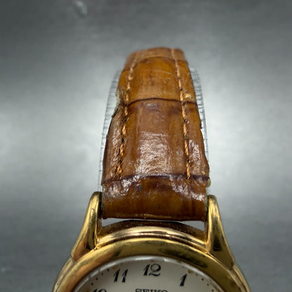 Seiko Watch Women 25mm Cream Dial Gold Tone Round V701-1930 New Battery4