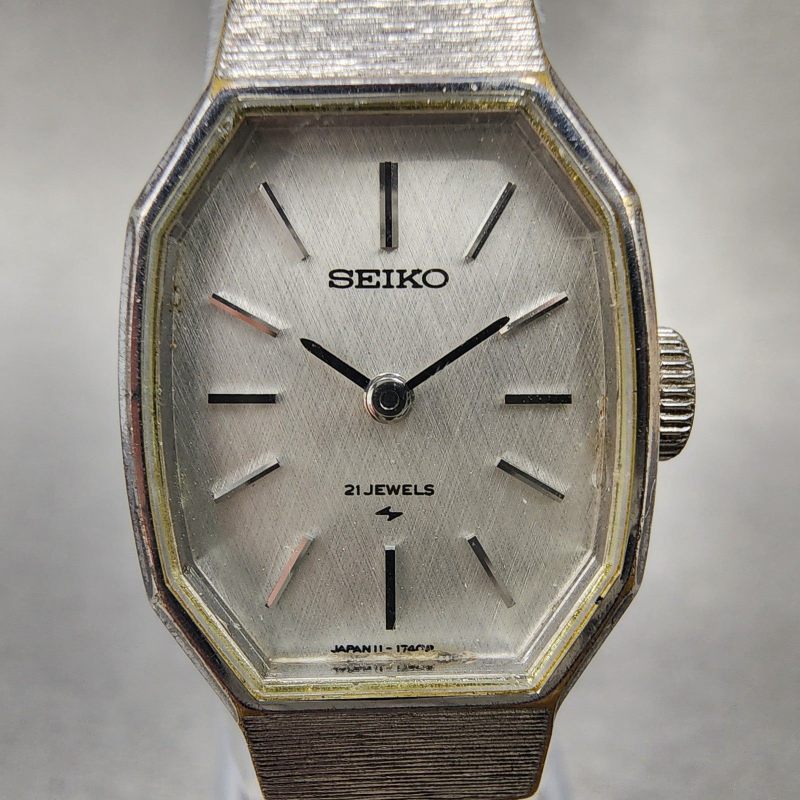 Seiko Watch Women 18mm Silver Dial Silver Tone Octagon Manual 113590 Runs1