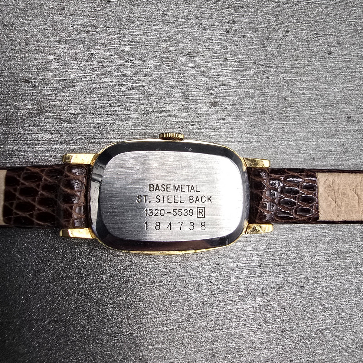 Seiko Watch Women 15mm Champagne Dial Gold Tone Rectangle 1320-5539 New Battery10