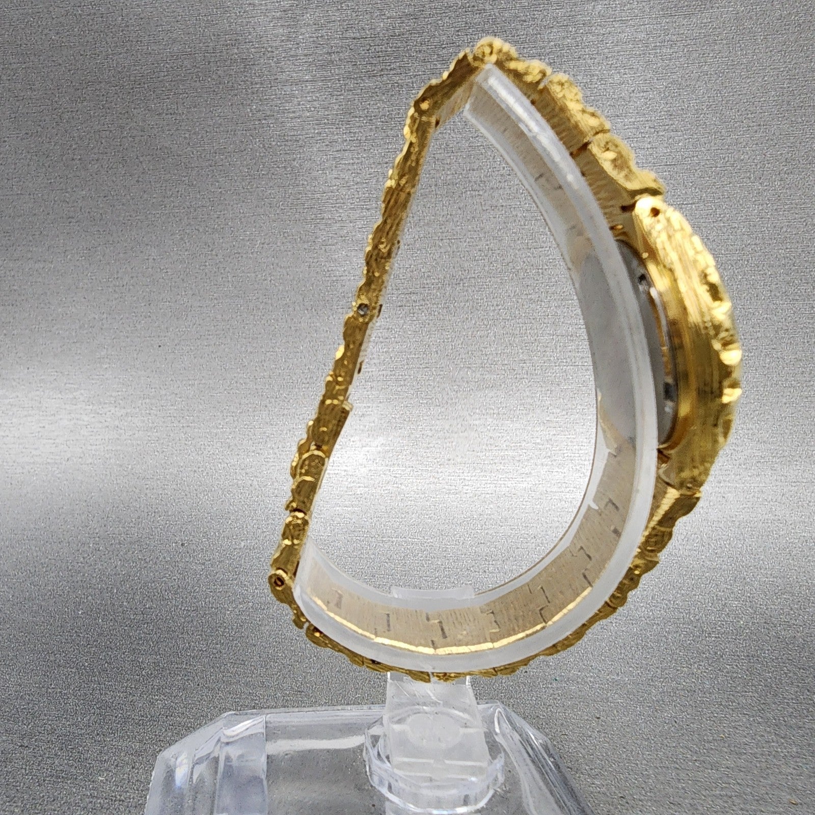 Gruen Watch Women 25mm Champagne Dial Gold Nugget Case Tone New Battery VTG9